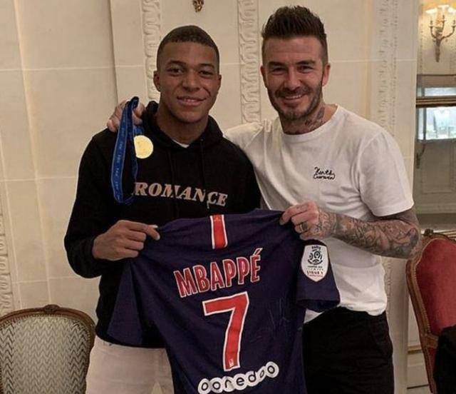 三老同场的 三老同场的